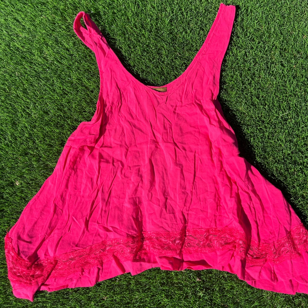 Copper Key Fuchsia Flowy Tank With Lace Detailing